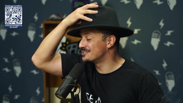 FlowPodcast live stream