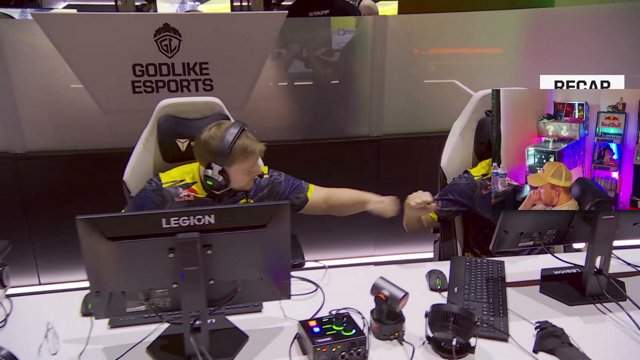 lach live stream